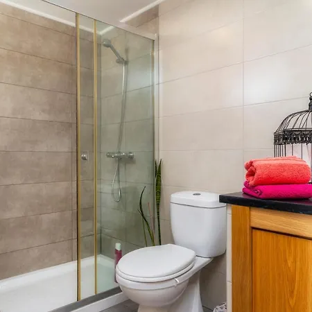 Downtown Lady Terrace