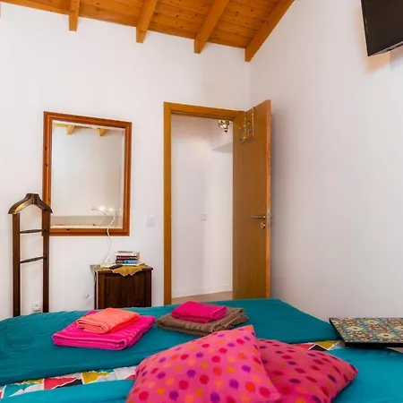 Downtown Lady Terrace *