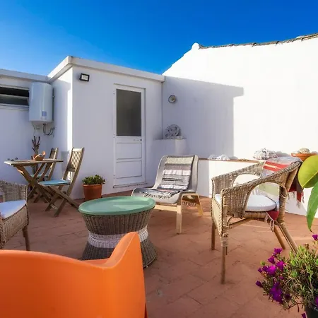 Downtown Lady Terrace *