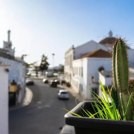 Downtown Lady Terrace * Distrikt Faro